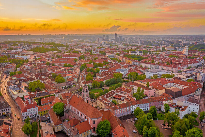 Once a beacon of the Yiddish speaking world, Lithuania's Jews work to keep it alive